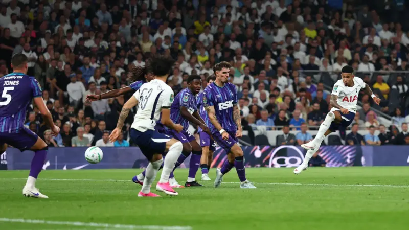 Tottenham progress in Carabao Cup with home win over Charlton image 1