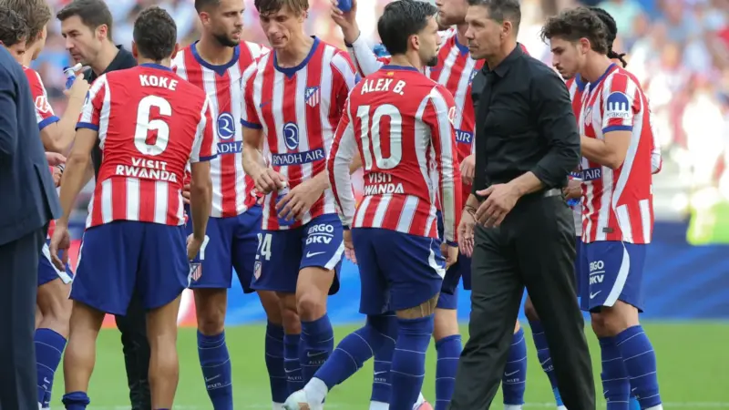 Atletico Madrid’s Julian Alvarez booed by fans amid transfer speculation