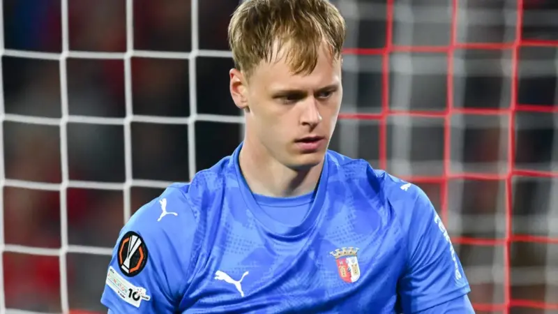 Newcastle United secure goalkeeper Lukas Hornicek from Braga image 1