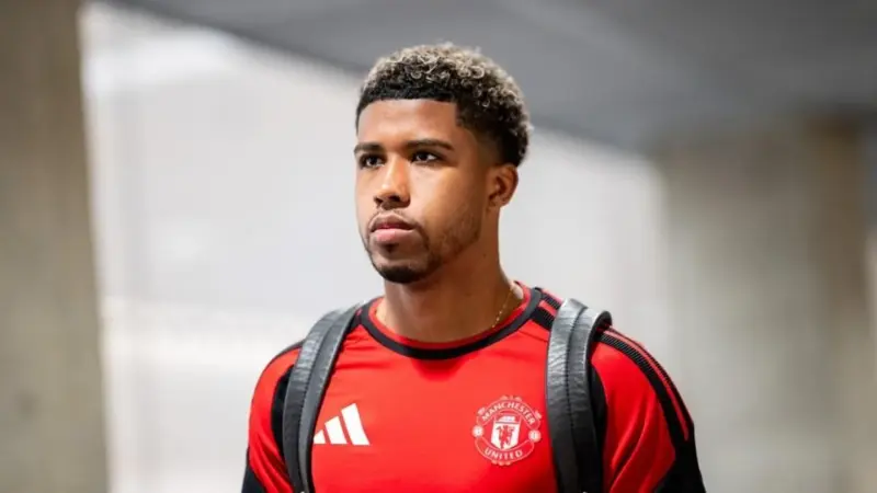 Manchester United’s Andrey Santos ready to step into Casemiro’s role
